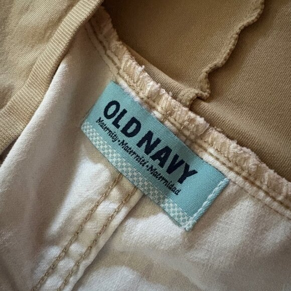Old Navy Maternity Pants - 18 - Picture 4 of 9